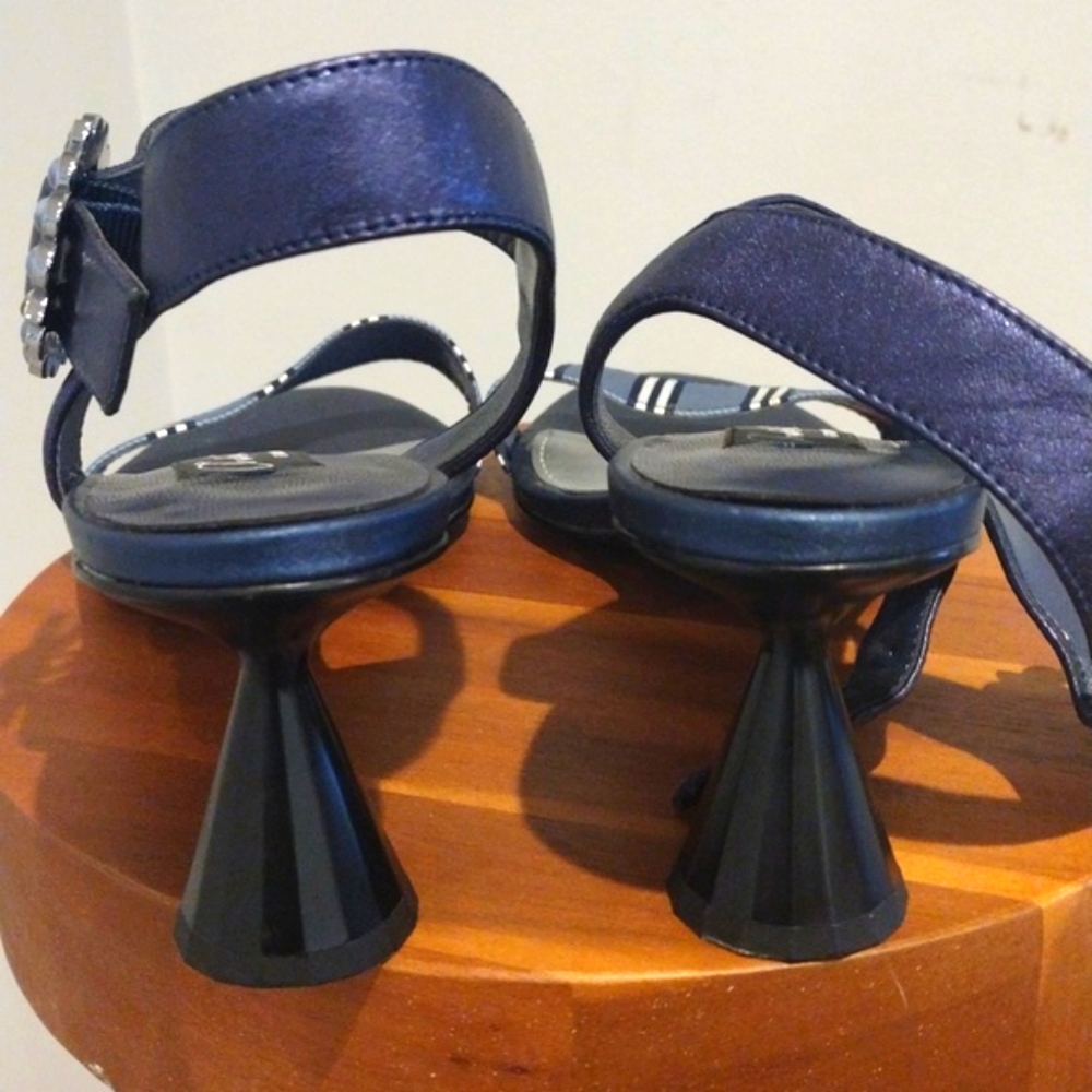 Vintage Blue Striped Heels Size 8- 8.5 EUR 39 EUC Unique Heel Sandals - Picture 8 of 11